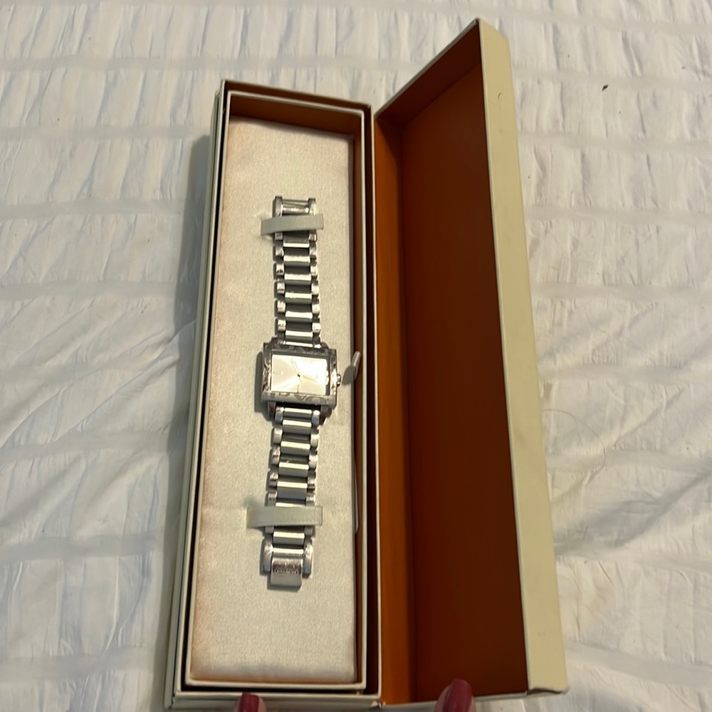 Gorgeous Coach wait watch